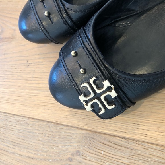 Women’s Tory Burch Black Leather Flats Sz 9 - Picture 4 of 6